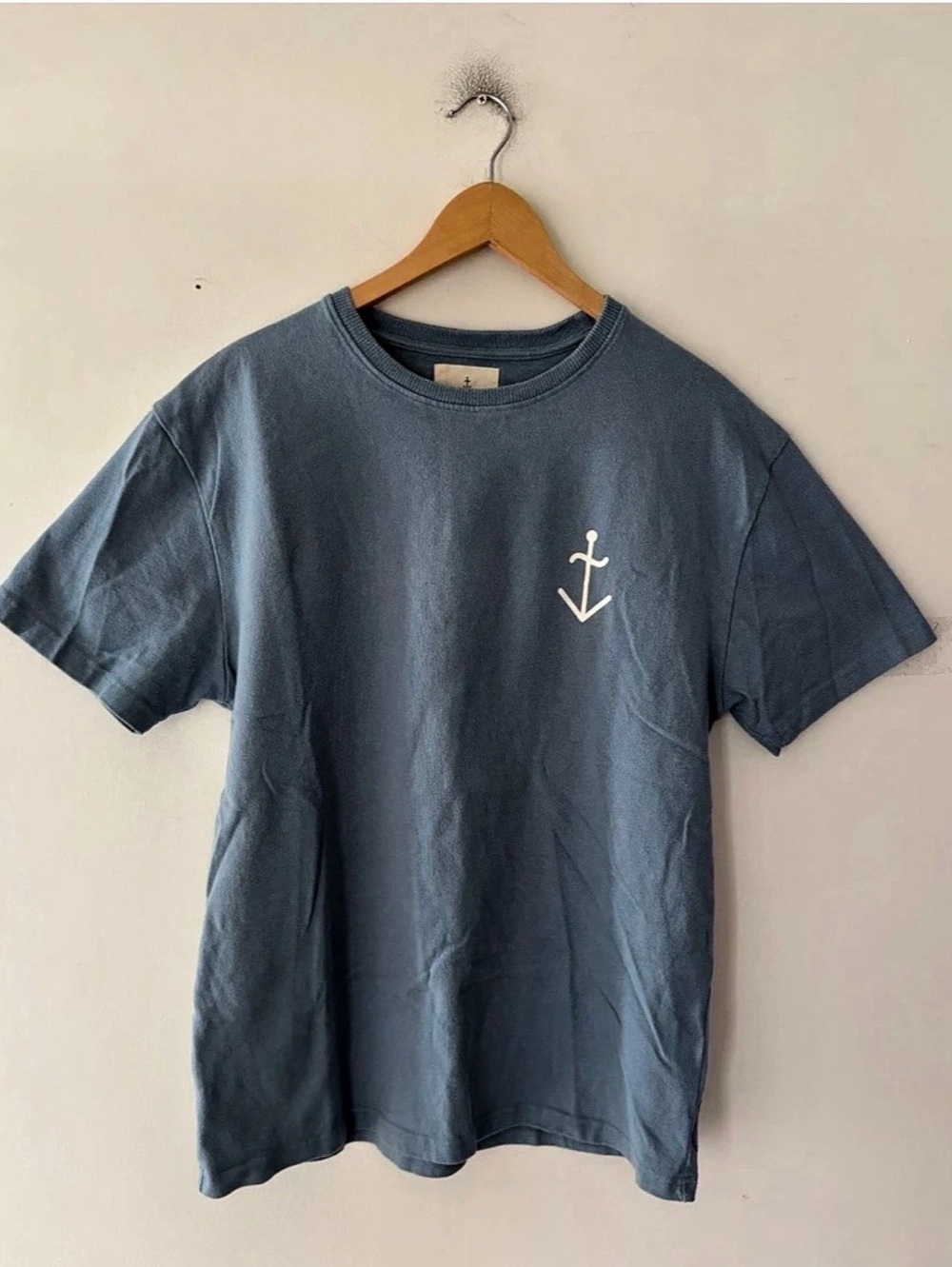 La Paz Dantas Mens T-Shirt Size L